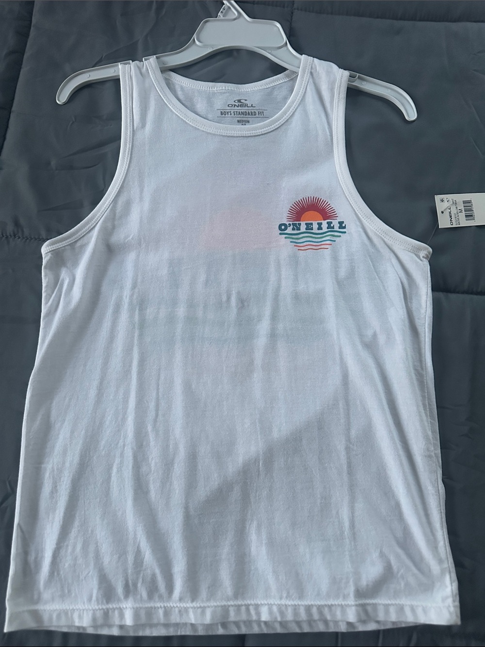 O'Neill White Tank with Rainbow Sunrise Graphic - NWT boys M